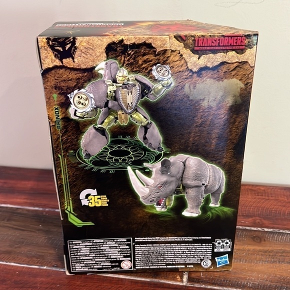 ⭐️ New Transformers Kingdom War for Cybertron Rhinox - Picture 3 of 7